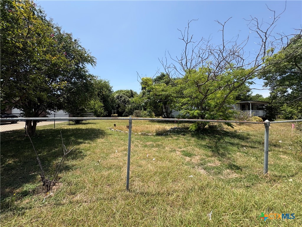 428 Clore Road Property Photo 8