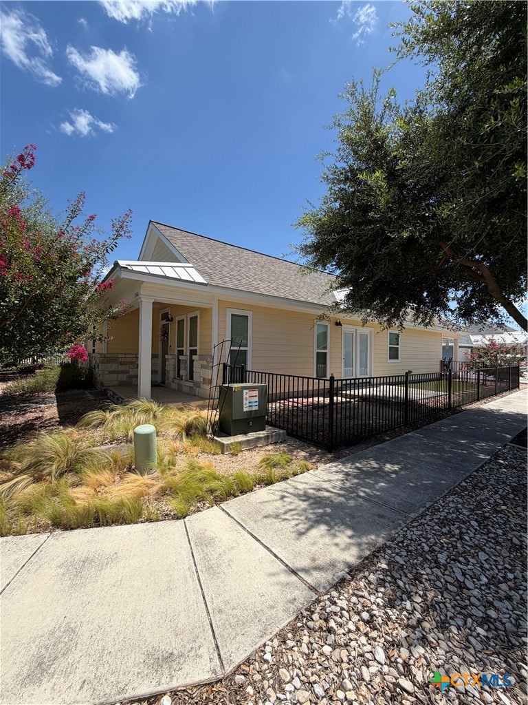 1366 Hanz Drive Property Photo 11