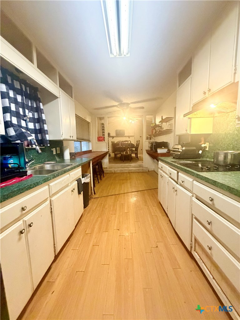 3624 Brenda Lane Property Photo 5