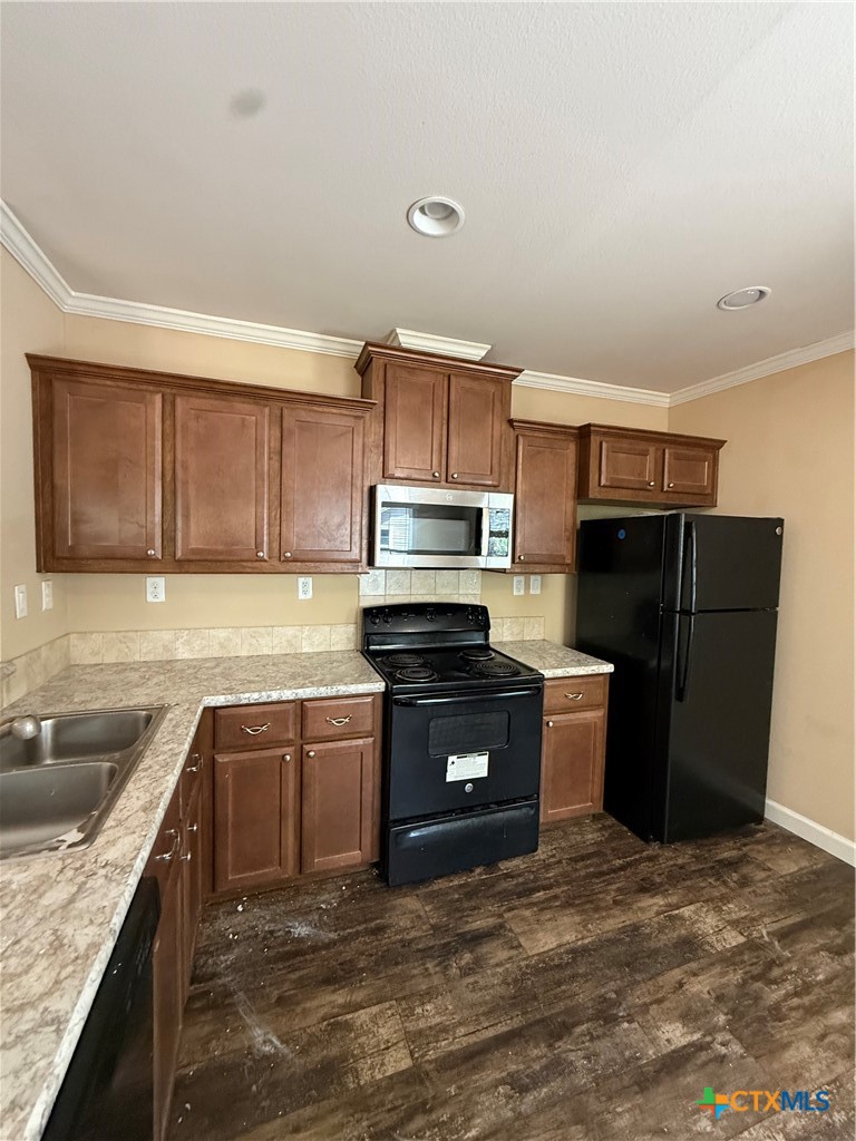 320 Mill Street 101 Property Photo 2