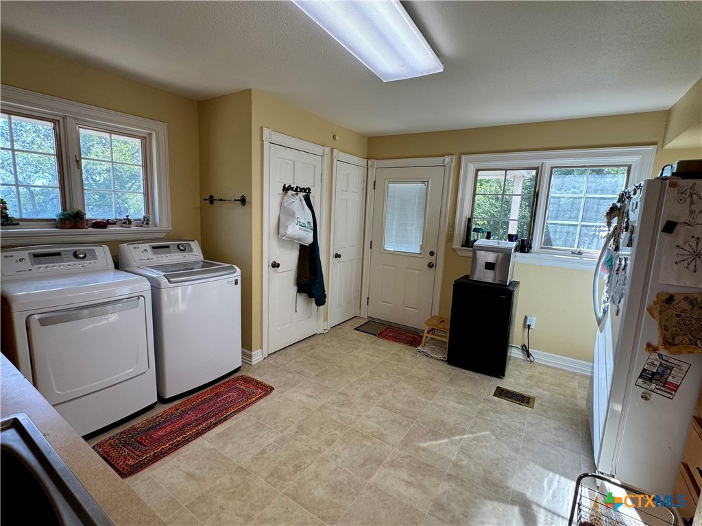 2718 County Road 208 Property Photo 33