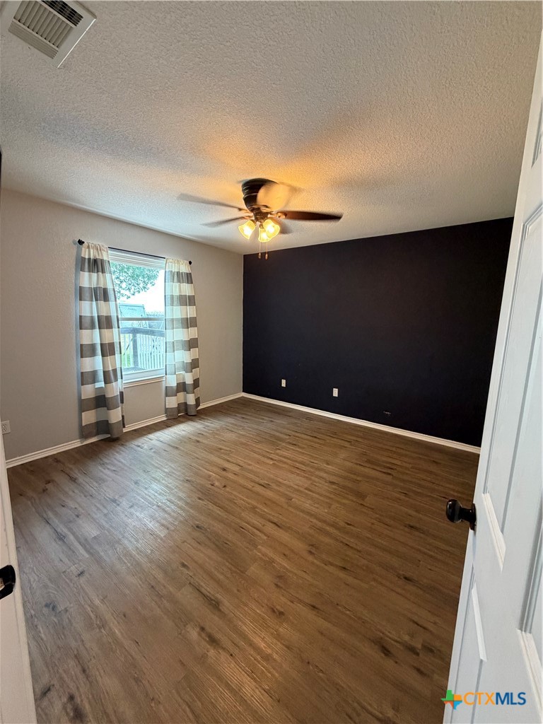 484 Cordova Loop Property Photo 15