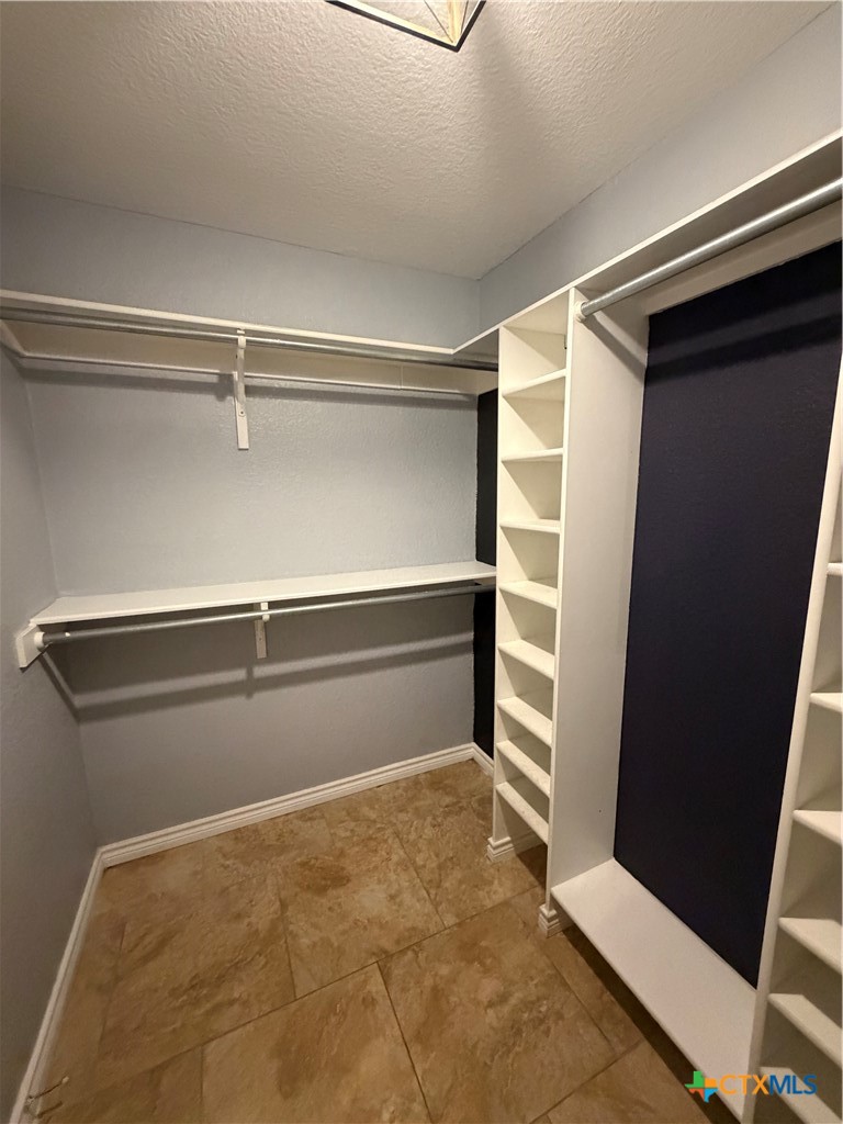 484 Cordova Loop Property Photo 20