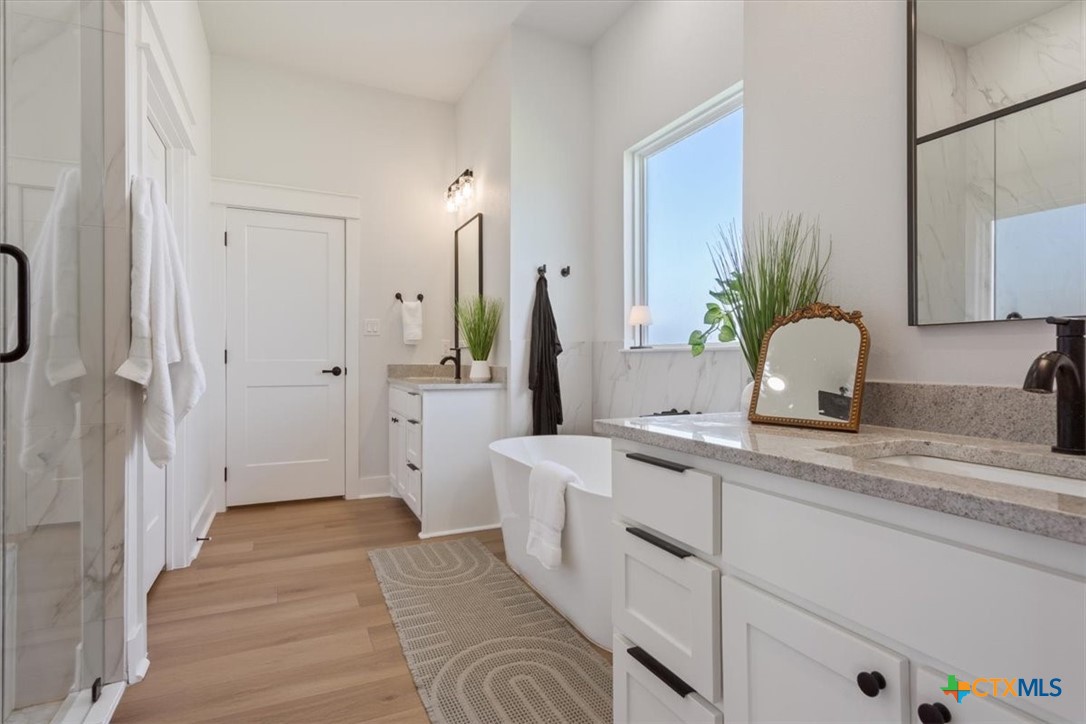 5244 Camargue Drive Property Photo 20