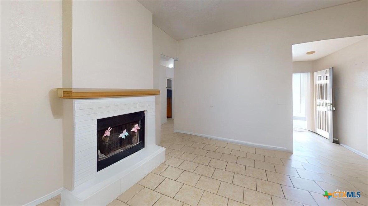 3302 Southhill Drive Property Photo 7