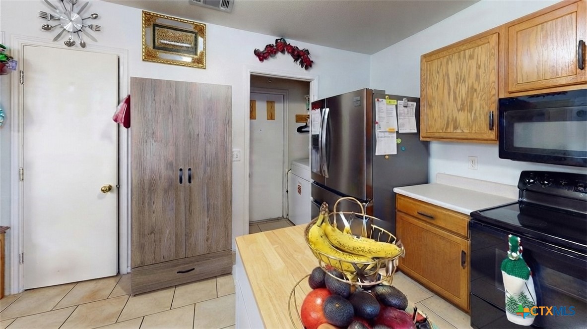 3302 Southhill Drive Property Photo 7