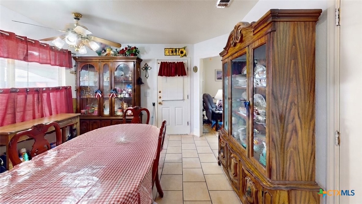 3302 Southhill Drive Property Photo 8