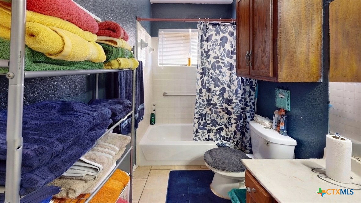 3302 Southhill Drive Property Photo 11