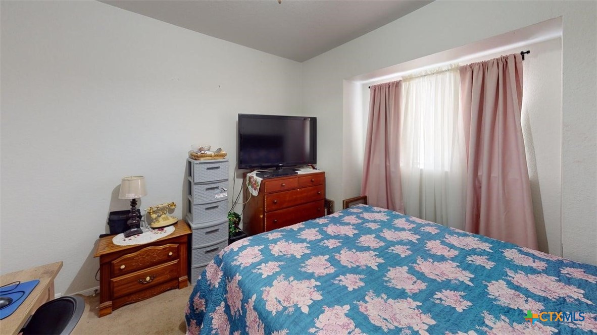 3302 Southhill Drive Property Photo 12