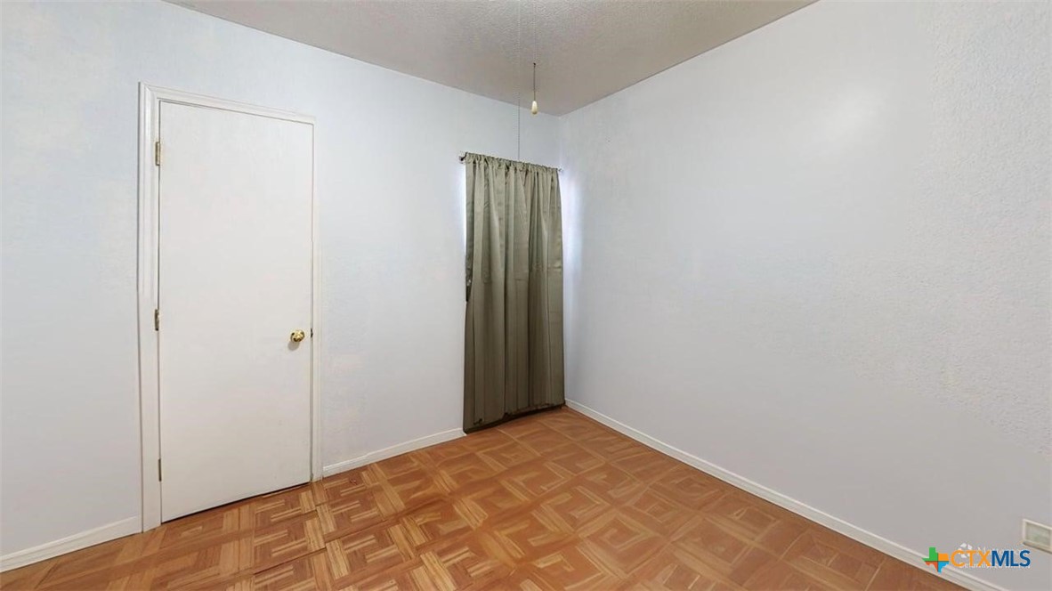 3302 Southhill Drive Property Photo 30