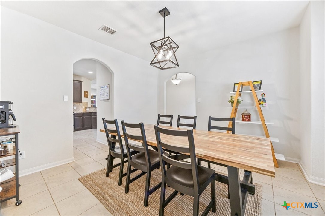 330 Callalily Property Photo 6
