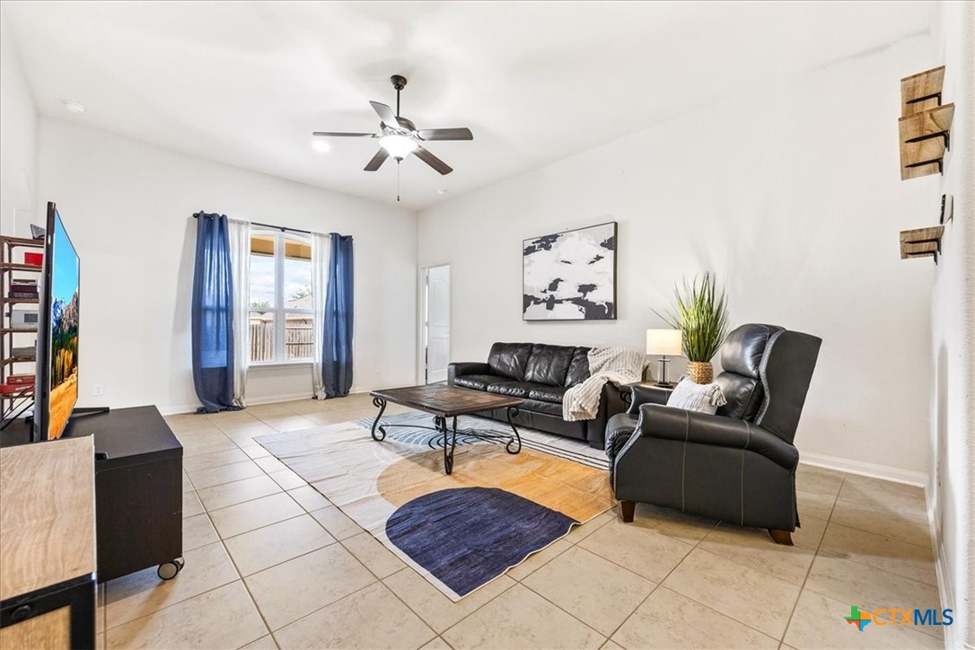 330 Callalily Property Photo 15