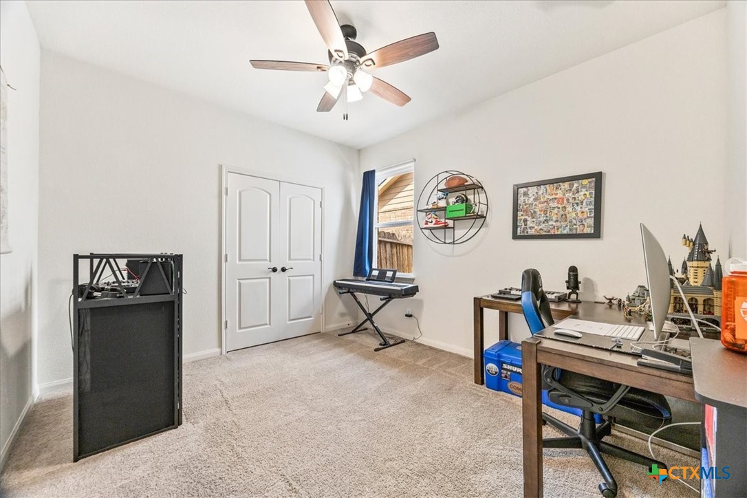 330 Callalily Property Photo 25