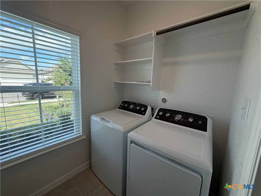 870 Casetta Trail Property Photo 8