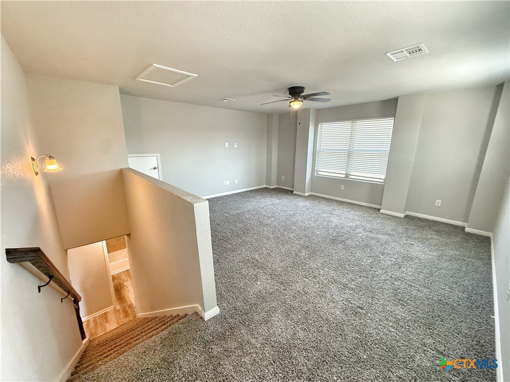8819 Straight Oaks Property Photo 28