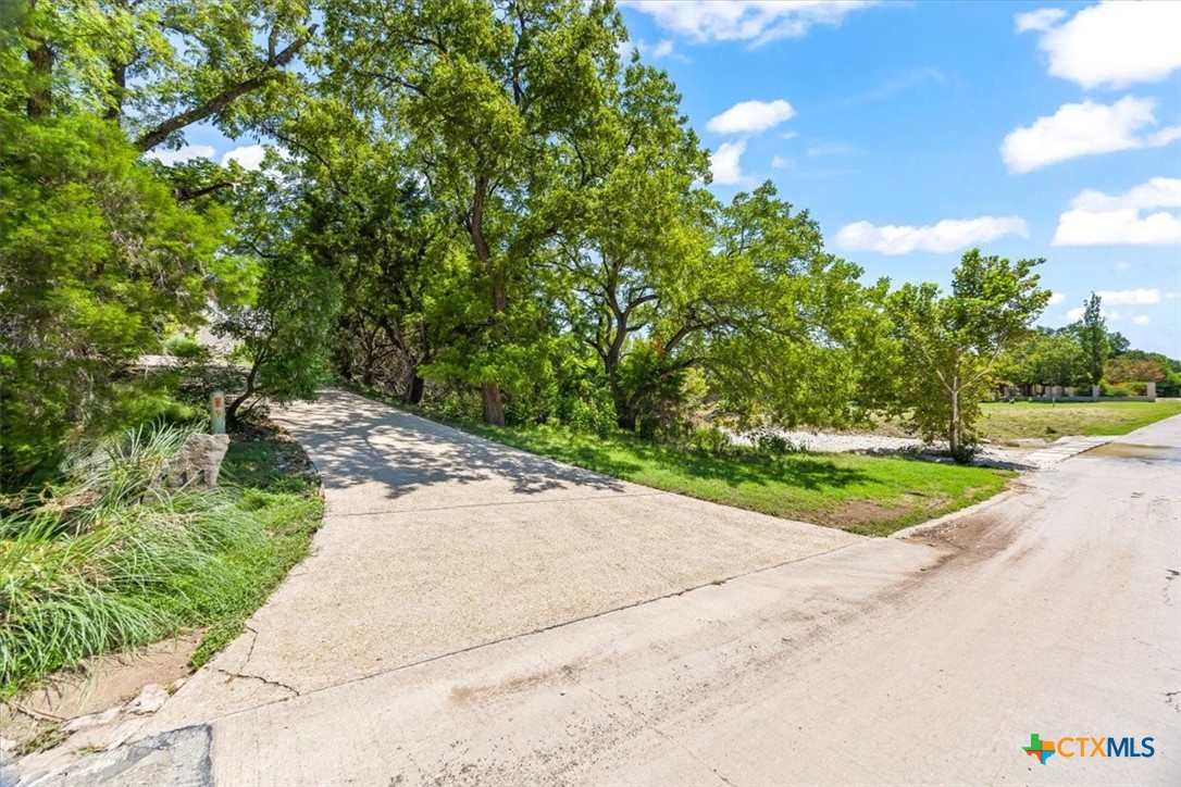 111 & 113 White Tail Drive Property Photo 45