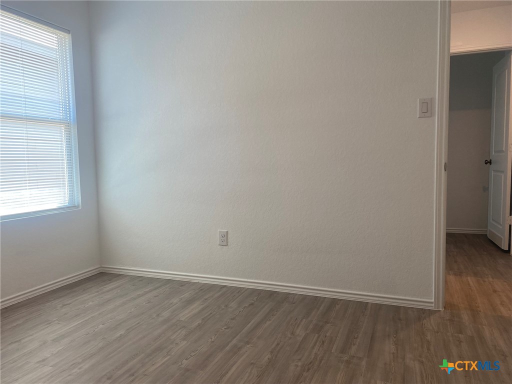 7102 Satellite Way Property Photo 4