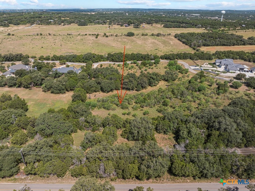 831 Ayers Rock Road Property Photo 6