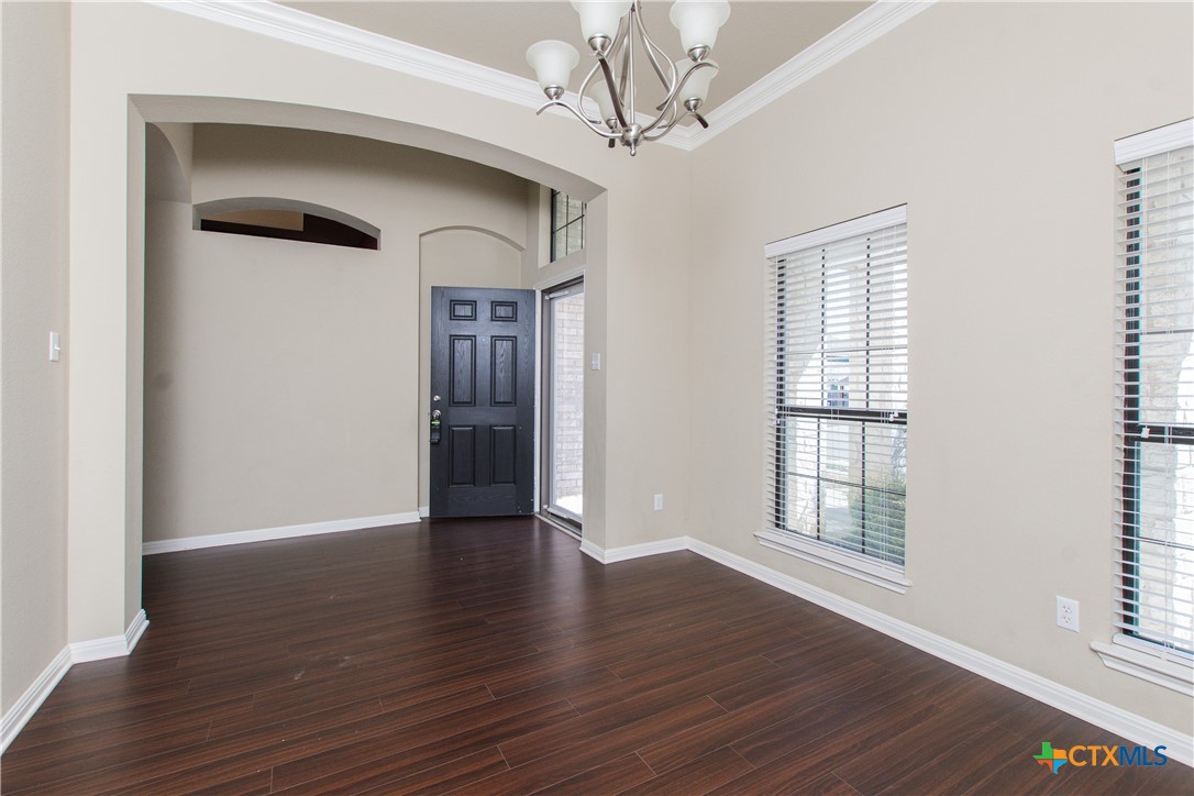 3505 Castleton Drive Property Photo 2