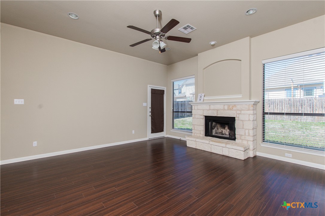 3505 Castleton Drive Property Photo 3