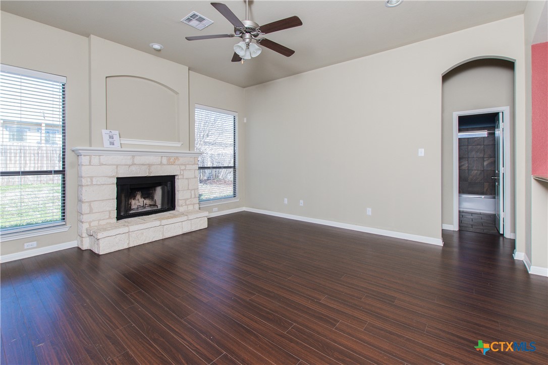 3505 Castleton Drive Property Photo 4