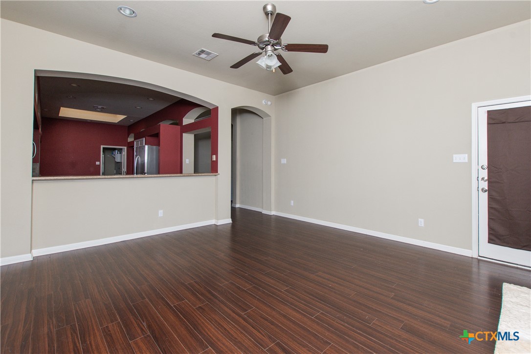 3505 Castleton Drive Property Photo 5