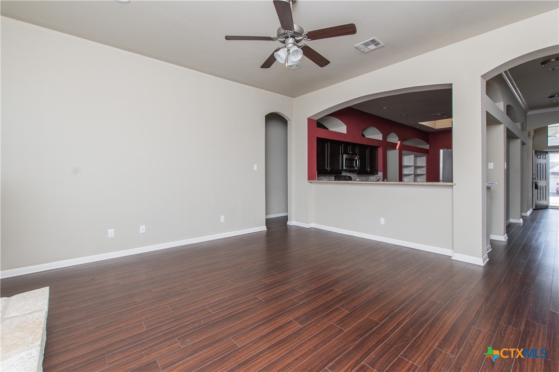 3505 Castleton Drive Property Photo 6