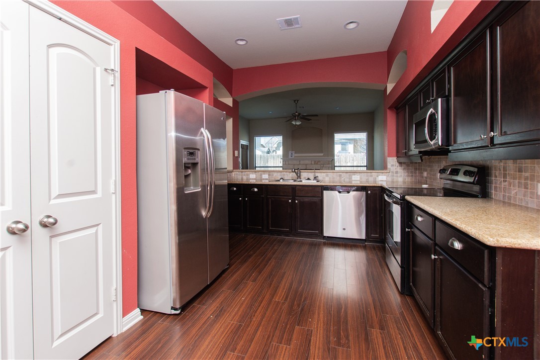 3505 Castleton Drive Property Photo 11