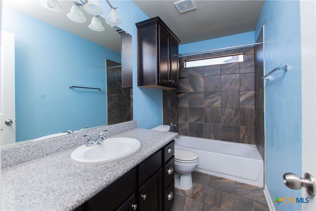 3505 Castleton Drive Property Photo 23
