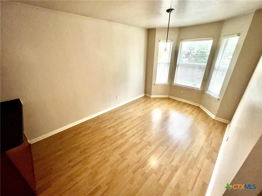 803 Sable Trail Ct Property Photo 6
