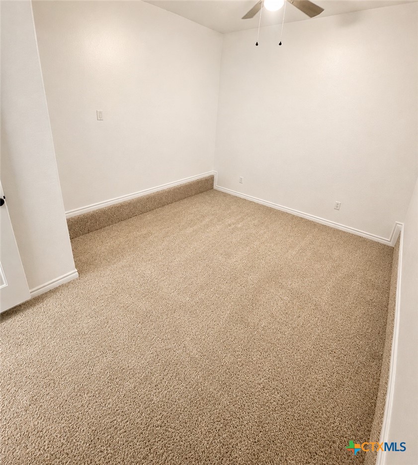 807 Sandy Court Property Photo 11