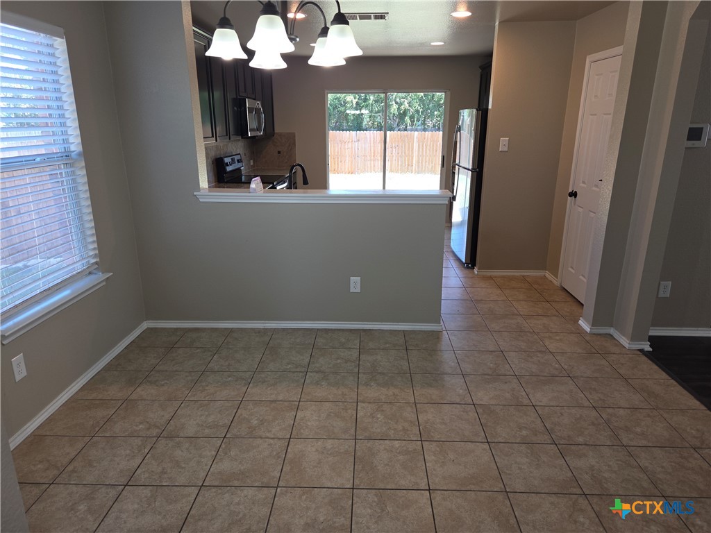 124 Durant Drive Property Photo 4