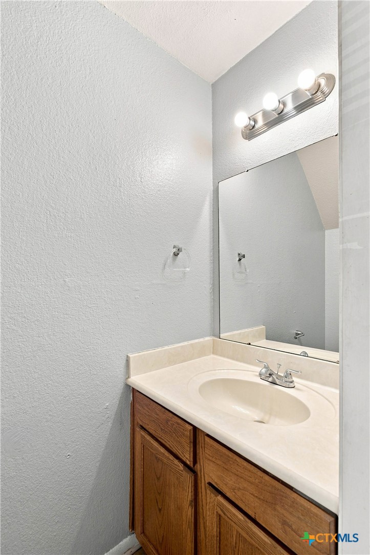 3410 Victoria Circle C Property Photo 9