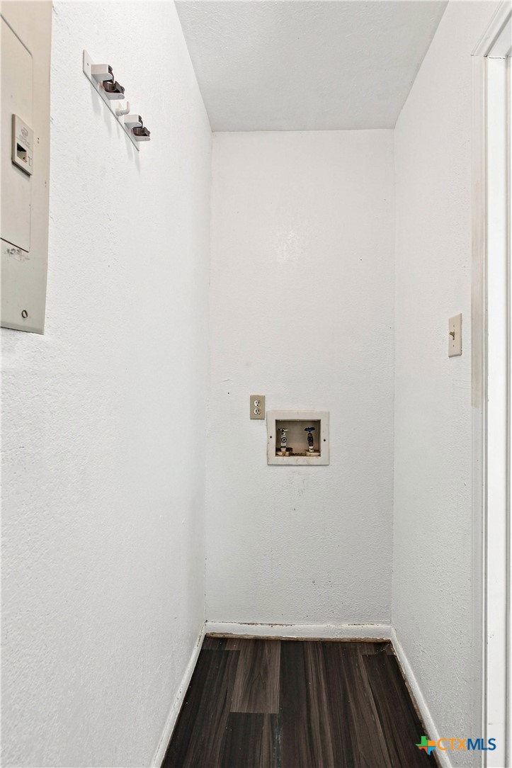 3410 Victoria Circle C Property Photo 13