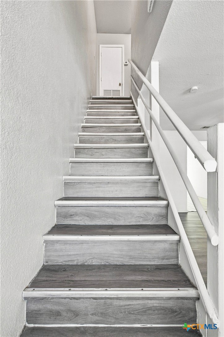 3410 Victoria Circle C Property Photo 14