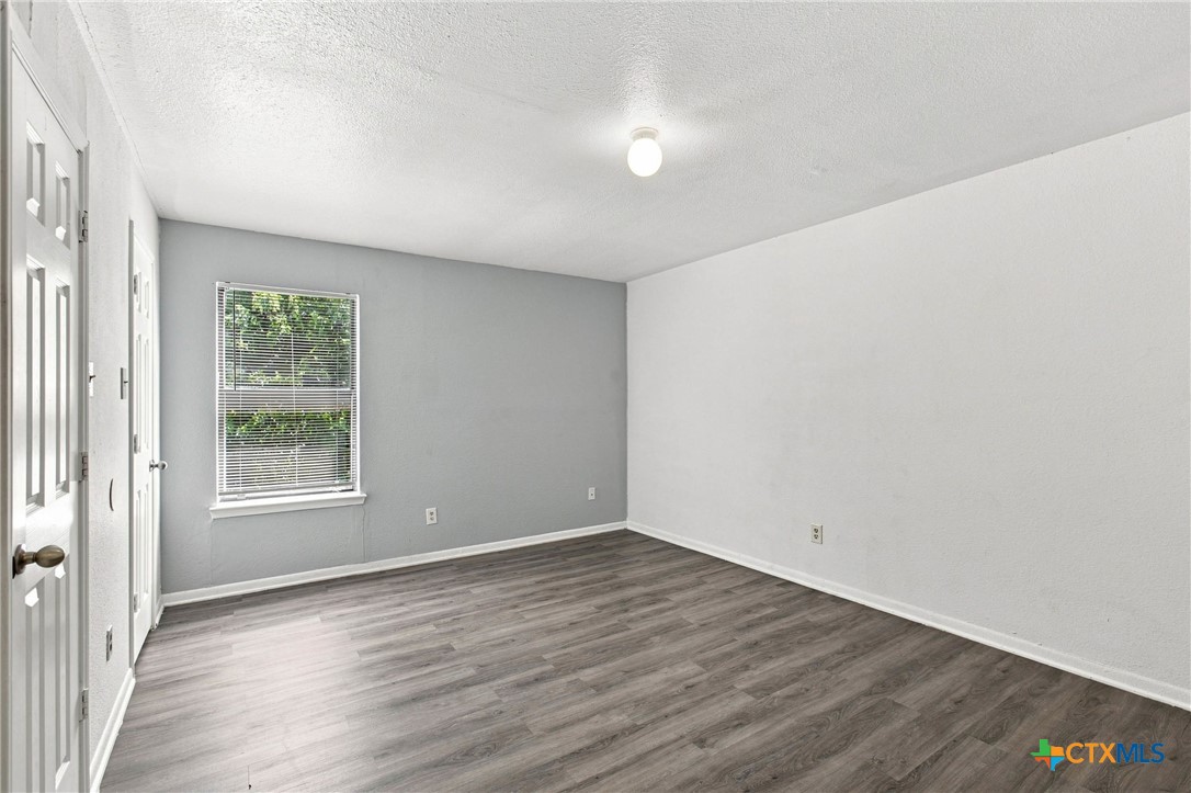 3410 Victoria Circle C Property Photo 15