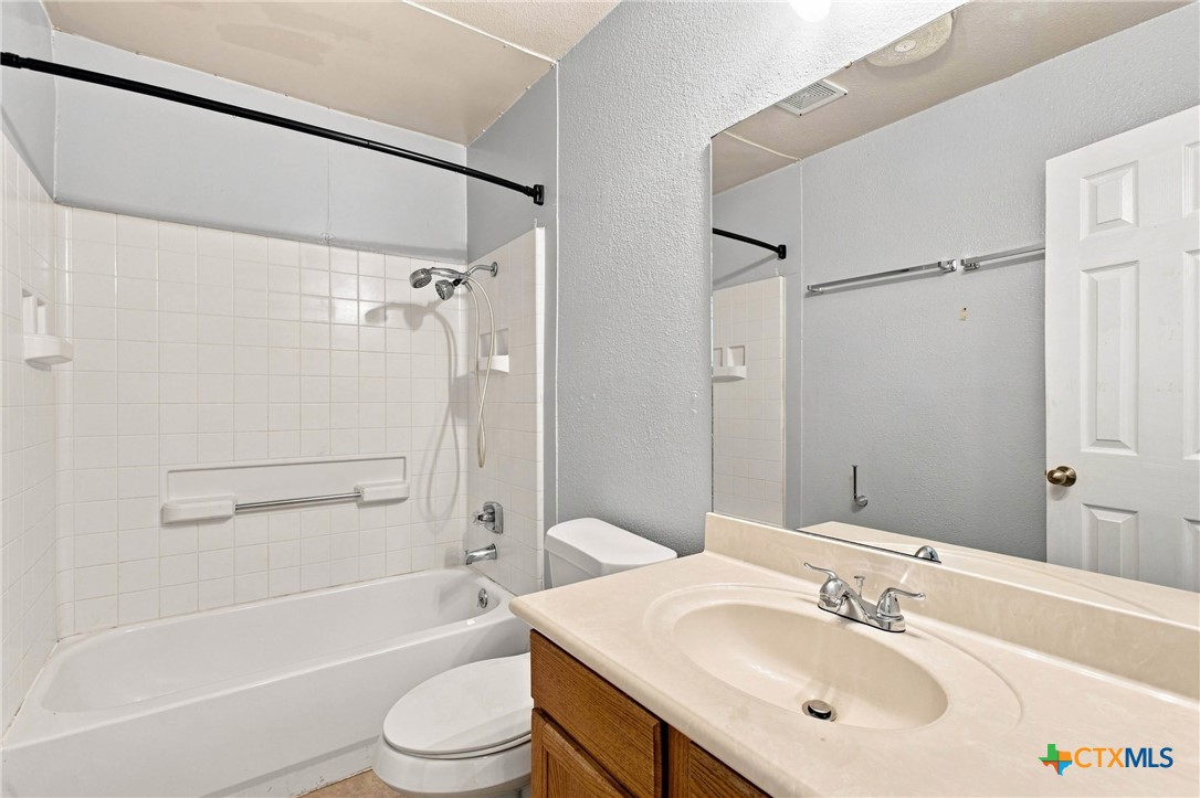 3410 Victoria Circle C Property Photo 18