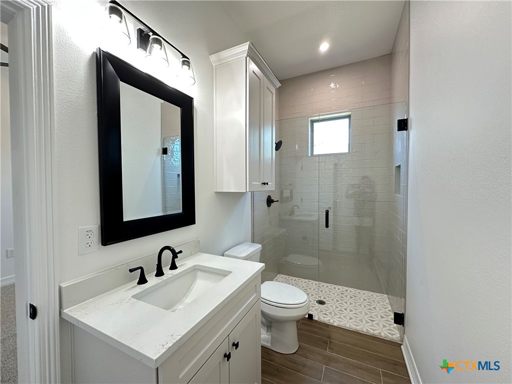 800 Eagle Heights Drive Property Photo 27