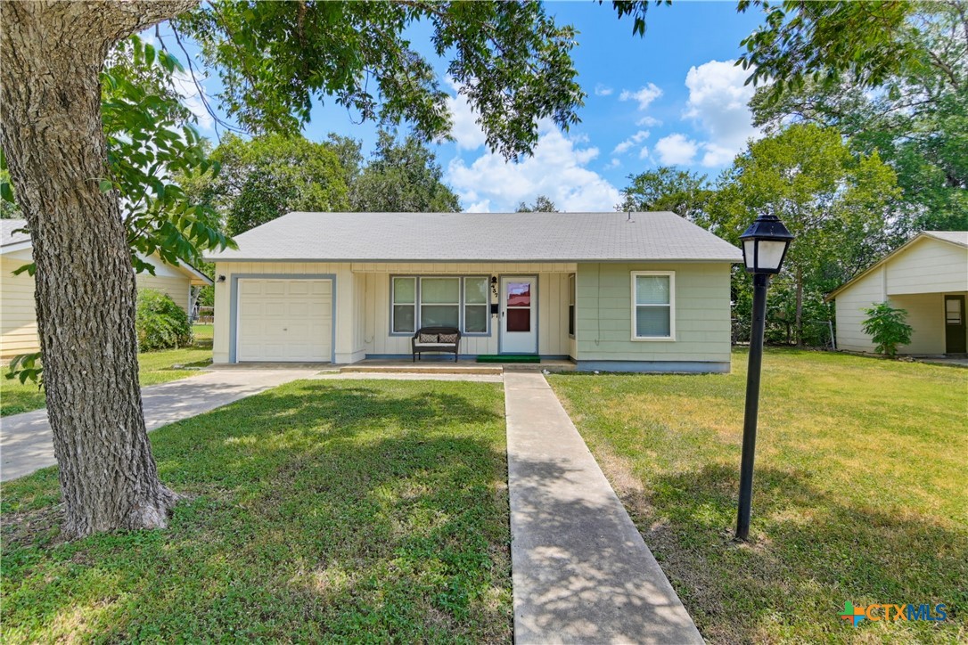 437 Wallace Street Property Photo 1