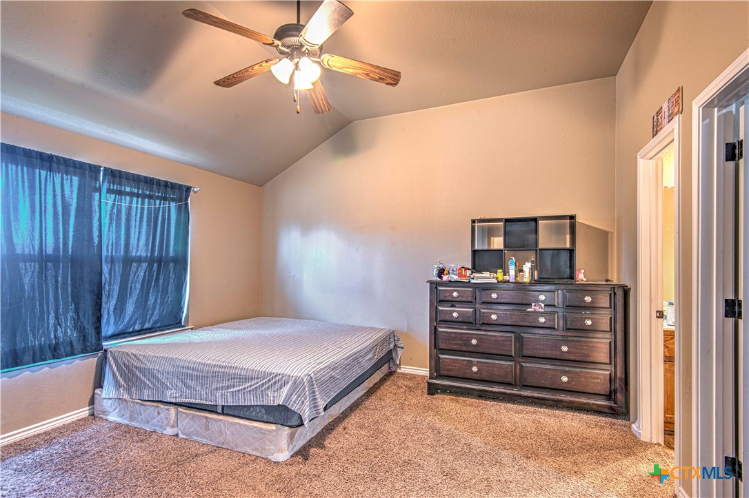 200 Sladecek Drive Property Photo 5