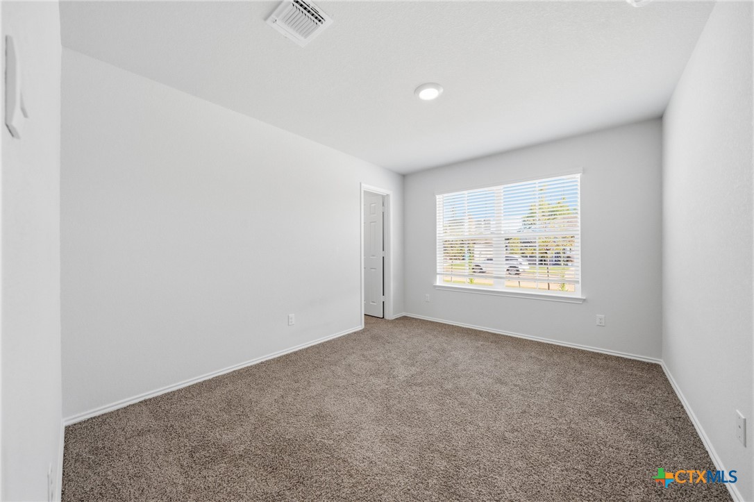 1916 Deodar Drive Property Photo 27