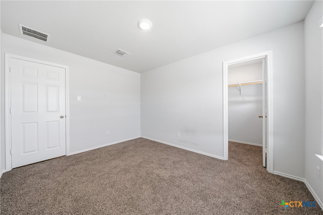 1916 Deodar Drive Property Photo 28