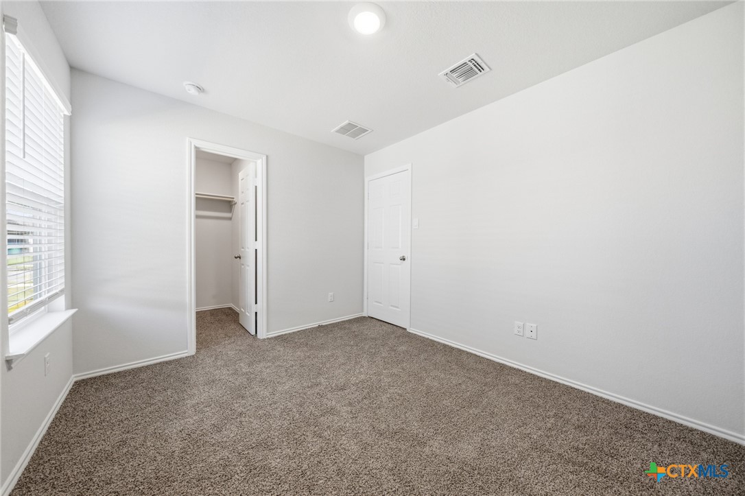 1916 Deodar Drive Property Photo 31