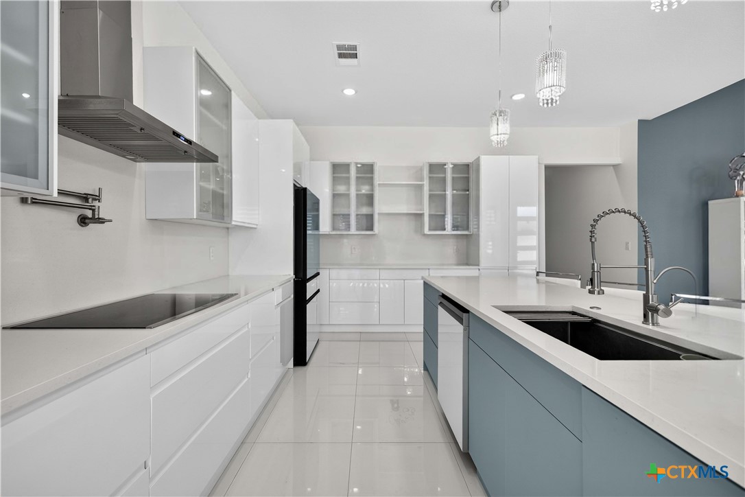 123 Zacate Street Property Photo 23