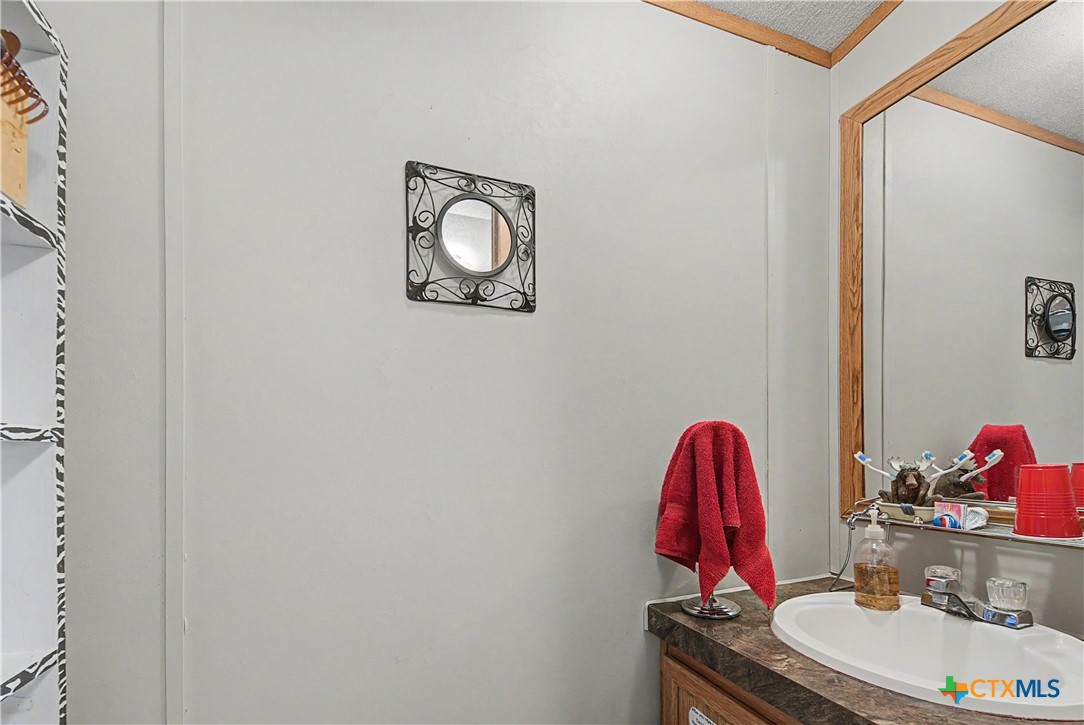 1250 Darst Creek Lane Property Photo 16