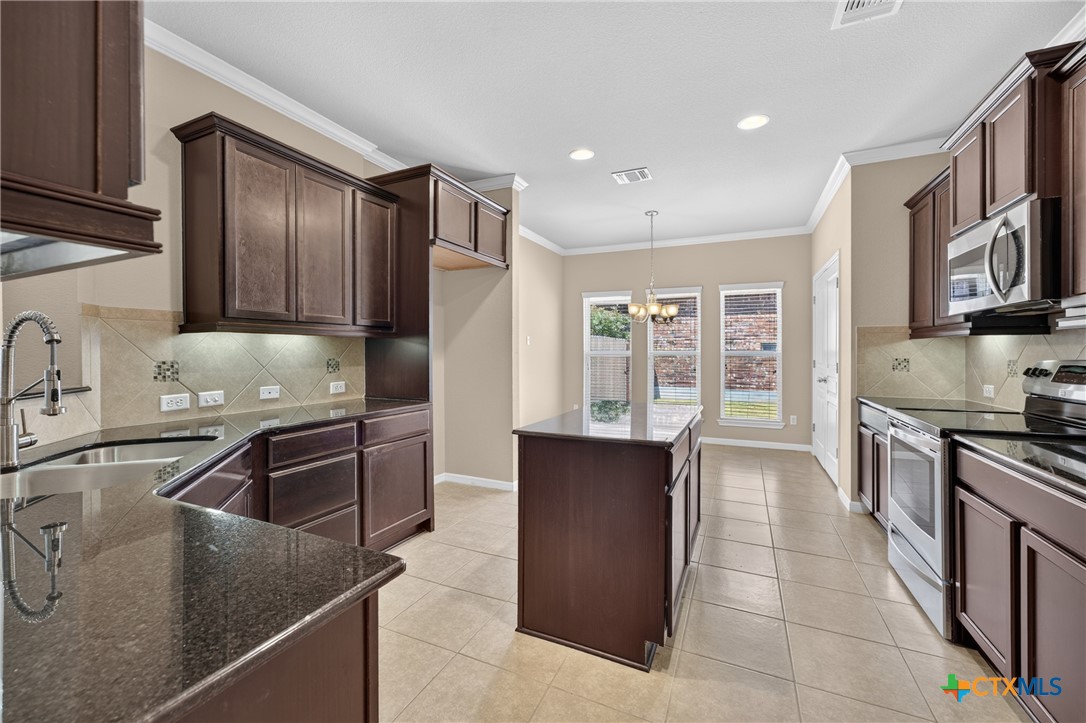 274 Chering Drive Property Photo 25