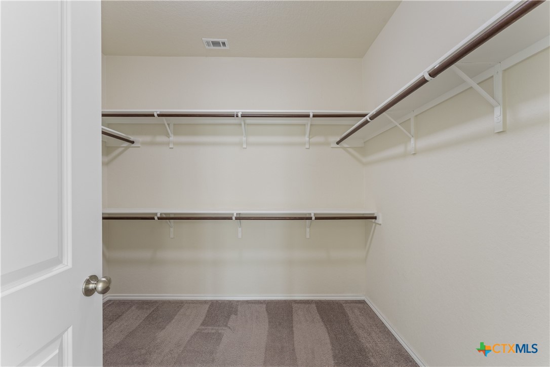 942 Blue Violet Property Photo 30