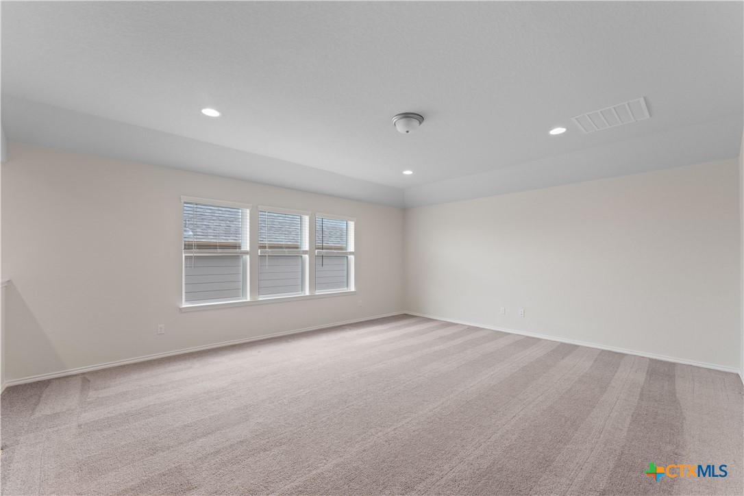 942 Blue Violet Property Photo 32