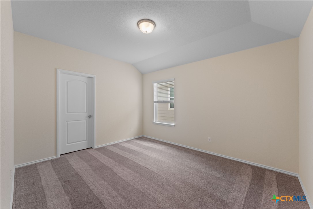 942 Blue Violet Property Photo 39