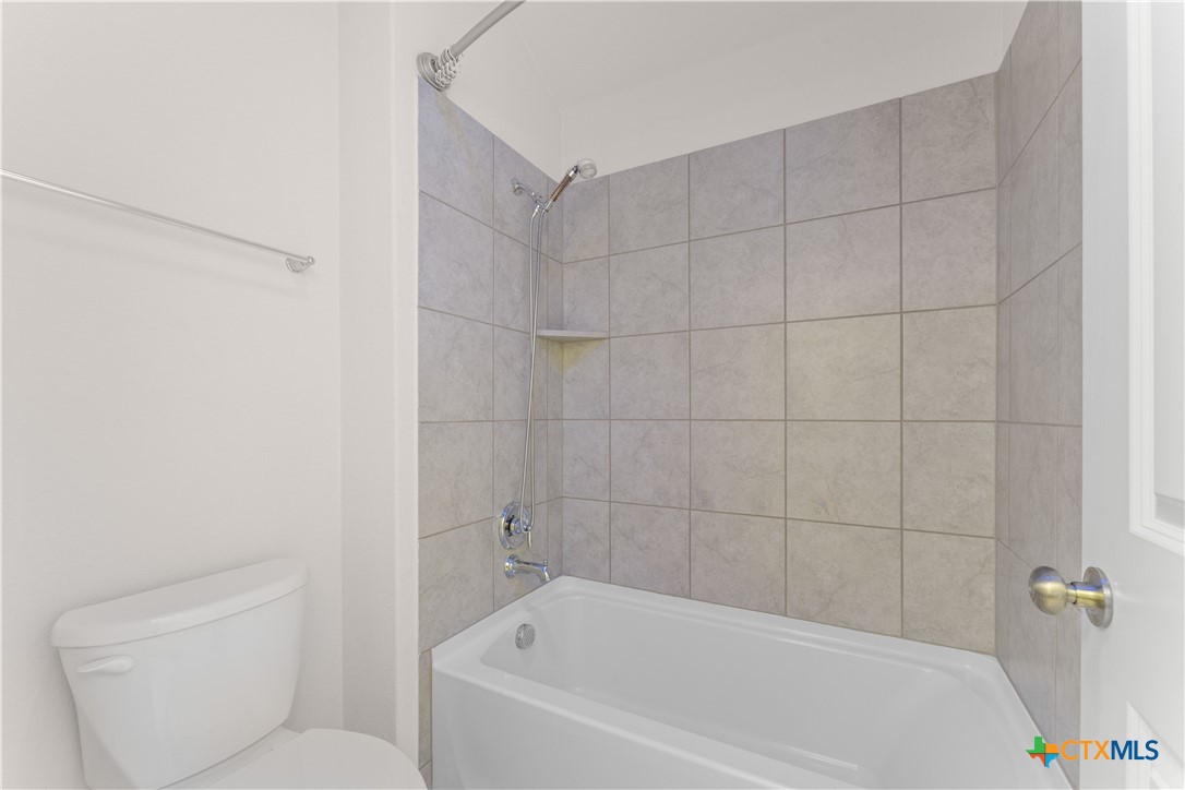 942 Blue Violet Property Photo 42